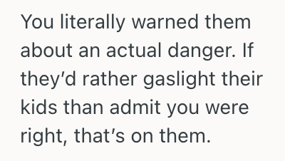 Screenshot 2025 09 11 at 6.01.25 PM Man Warned A Family About A Nearby Jellyfish In The Water, But They Blamed Him For Ruining Their Beach Day