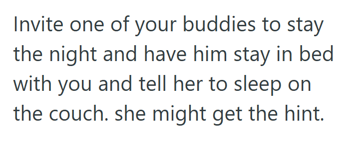 Screenshot 2025 09 16 195847 Selfish Girlfriend Wanted Her Boyfriend To Sleep In The Office While Her Friend Was Visiting, But He Told Her That He Wont Leave His Bed For Anybody