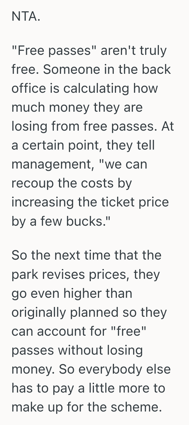 Screenshot 2025 09 16 at 10.58.05 AM Friends Of Theme Park Fan Tried To Peer Pressure Them Into Lying For Free Tickets, But When They Refused, Their Friends Cut Them Out Of The Group For Good