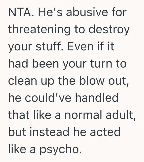 Screenshot 2025 09 16 at 4.37.23 PM Baby Had A Blowout While Dad Was In Charge, So When Mom Returned, He Got Mad At Her For Not Cleaning Up