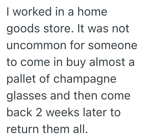 Screenshot 2025 09 17 at 10.45.54 AM Woman Wants To Return 100 Pairs Of Used Flip Flops, And Shes So Annoying That The Manager Gives In And Lets Her