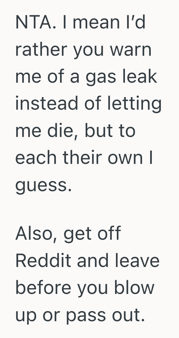 Screenshot 2025 09 18 at 11.30.41 AM Concerned Tenant Smelled Gas In The Middle Of The Night, But When They Tried Warning Neighbors, They Ended Up With A Door Slammed In Their Face