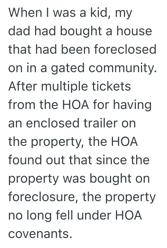 Screenshot 2025 09 19 at 11.58.14 AM HOA Complains That A Homeowners Fence Is Too Tall, So He Looks At Their Handbook To Find A Clever Workaround