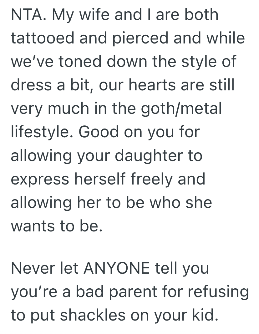Screenshot 2025 09 22 at 6.35.28 PM Mom Told Off A Stranger Who Told Her Her Goth Teen Will Be Bullied, But Now She And Her Husband Want To Protect Her