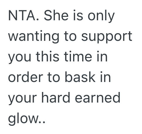 Screenshot 2025 09 24 at 12.35.39 AM Daughter Told Her Unsupportive Mom That She Doesnt Want Her At Her College Graduation, But Her Mom Cried And Called Her Ungrateful