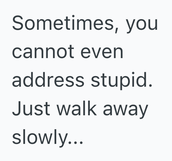 Screenshot 2025 09 30 at 4.58.05 PM Retail Worker Was Shopping Casually After Work, And An Overbearing Customer Mistook Them For Staff And Created An Awkward Confrontation