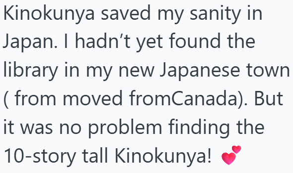 Screenshot 3 Librarian Keeps Mysteriously Being Mistaken For A Retail Worker Every Time She Goes To A Bookstore, But Shes Just There Stocking Up Like Everyone Else