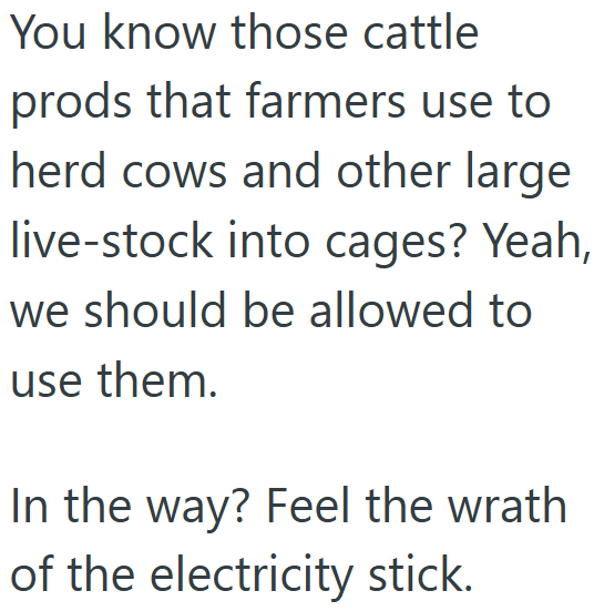 Screenshot 4 32dba3 Self Checkout Worker Politely Asks A Chatty Group Of Friends To Get Out Of The Way, But Then They Block The Entrance And Two More Arrive
