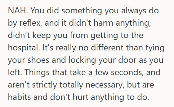 Smartwatch 1 Man Logged A Walk To Visit His Sick Father On His Smartwatch, But His Brother Got Angry And Said He Was Being Insensitive