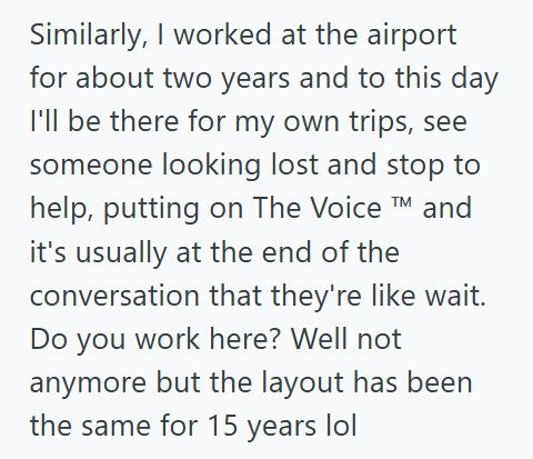 The Voice 1 Shopper Made A Casual Comment By The Kitten Display At A Pet Store, So A Customer Assumed He Worked There Because Of His Voice