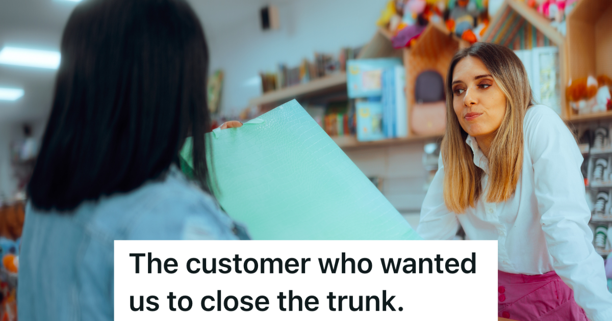 customer complaining to store employee