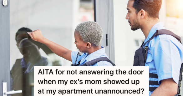 police officers knocking on door