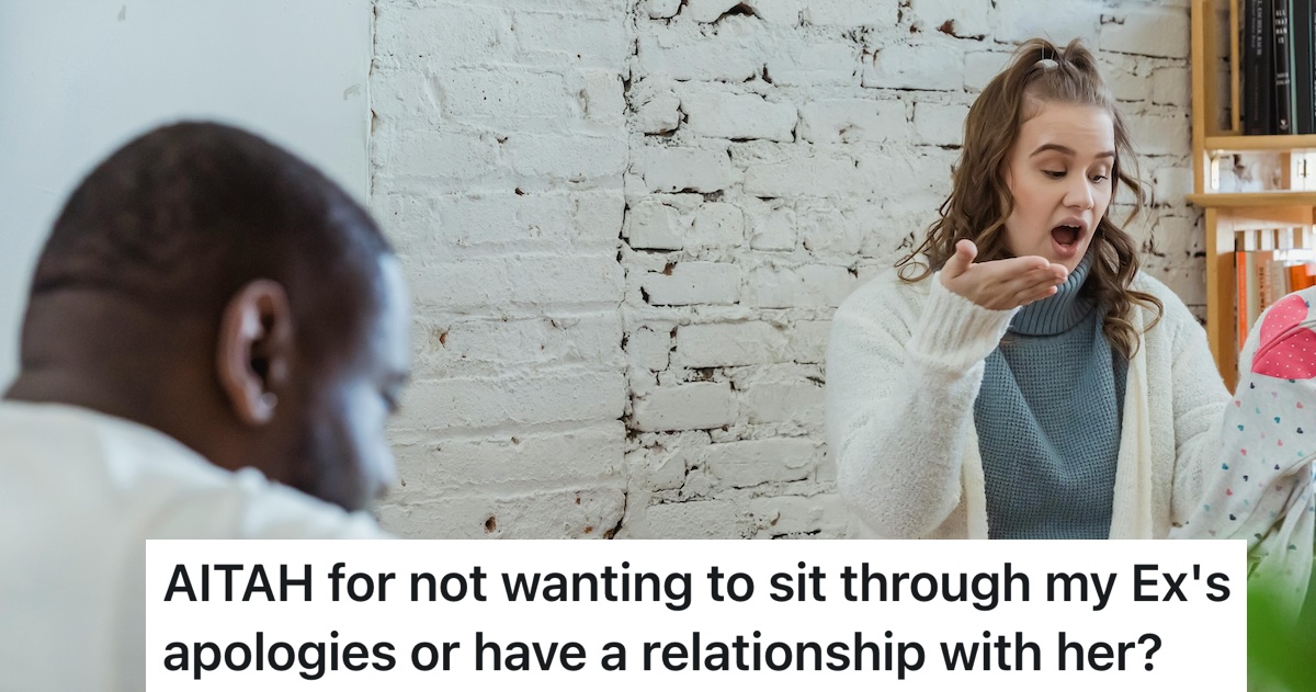 two people in relationship arguing