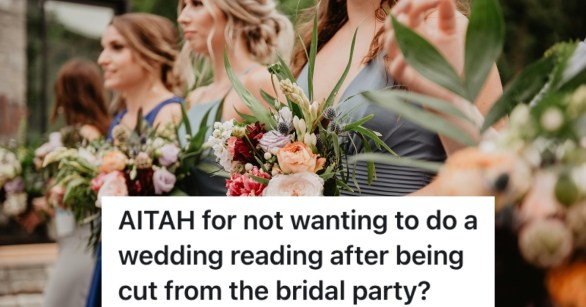 bridesmaids holding flowers