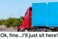 Driver Blocks A Clear Turn For A Truck Driver, And When She Refuses To Move, He Parks In The Intersection And Waits For Police