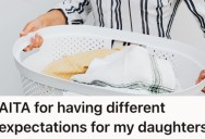 Parents Of Adult Children Are Insisting Their Youngest Daughter Must Do Her Own Laundry, But Their Favoritism Is Clear Since They Do Their Eldest Daughter’s Laundry For Her