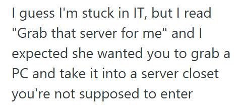 Auditor 1 Auditor Told Angry Customer She Didn’t Work For The Company, But The Woman Followed Her Through The Building Screaming About Bad Service