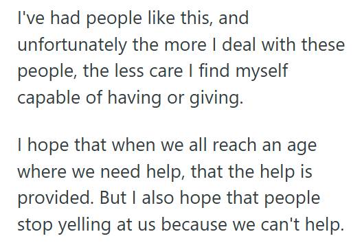 Groceries 2 Grocery Store Employee Refuses Elderly Customer’s Demand For Home Delivery Because They No Longer Offer It, But Finally Finds A Way To Help After She Keeps Calling And Complaining