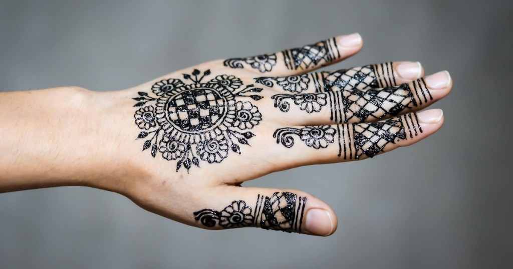 A fresh henna tattoo