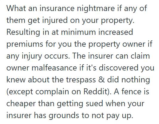 My Yard 2 Homeowners Asked Their Neighbor To Stop Cutting Through Their Yard, But She Keeps Bringing Her Kids And Dog Anyway