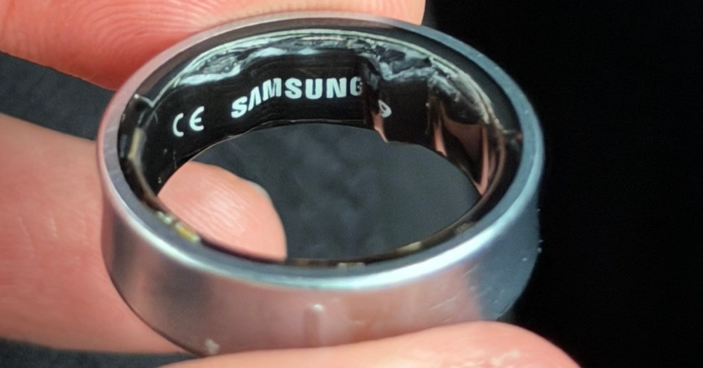 Altman's swollen ring battery