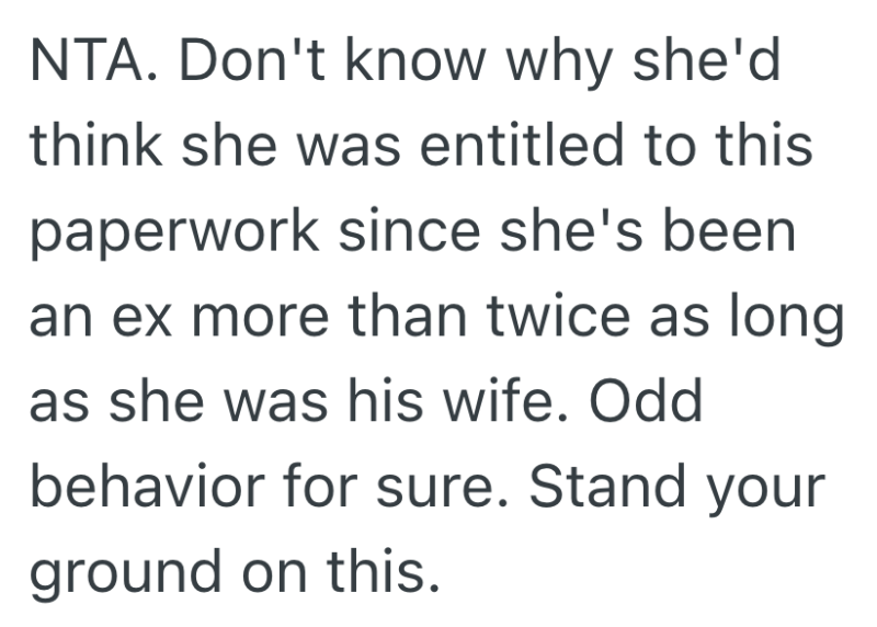 Screenshot 2025 10 01 at 9.52.25 AM e1759326828765 Woman Refuses To Hand Over Her Late Father’s Death Certificate To Ex Stepmom, And Now She’s Being Accused Of Cruelty During Grief