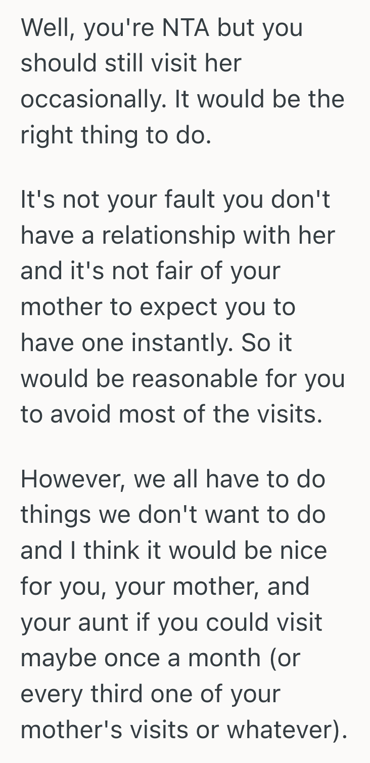 Screenshot 2025 10 07 at 11.45.05 AM Teen’s Mother Wanted Her To Visit Her Sick Aunt, But Years Of Silence Made The Reunion Feel Forced And Uncomfortable