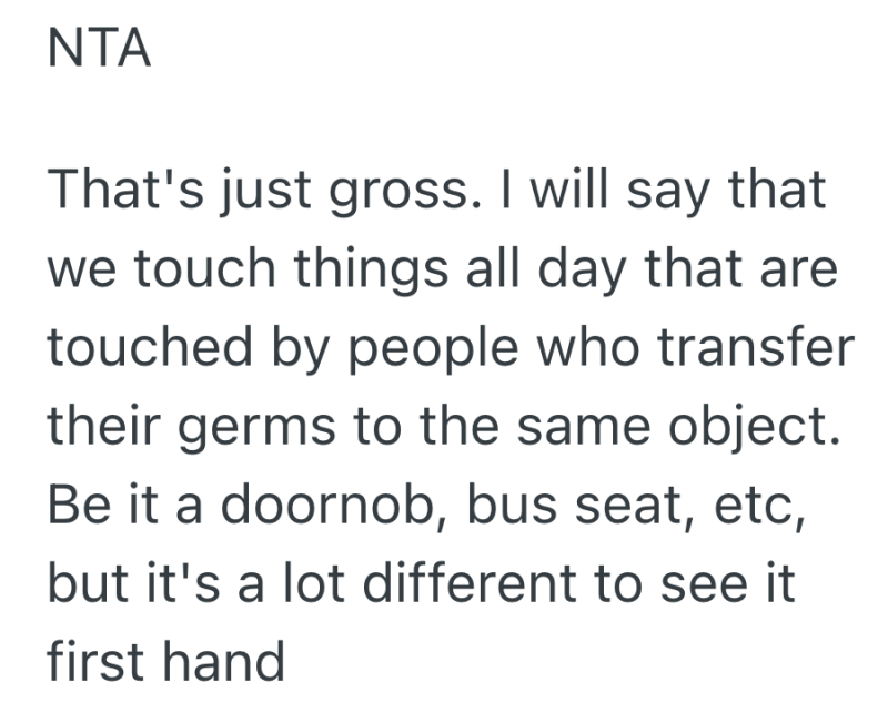 Screenshot 2025 10 09 at 9.53.00 AM e1760018025406 Shopper Sees A Cashier Sneeze Into His Hands And Wipe Them On His Pants, So She Asks Another Employee To Ring Her Up