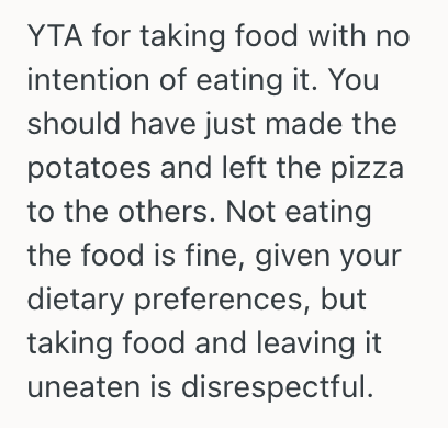 Screenshot 2025 10 11 at 11.08.47 AM Vegetarian Refused To Eat The Pepperoni Pizza That Their Family Member Had Made, So They Were Called Rude And Disrespectful