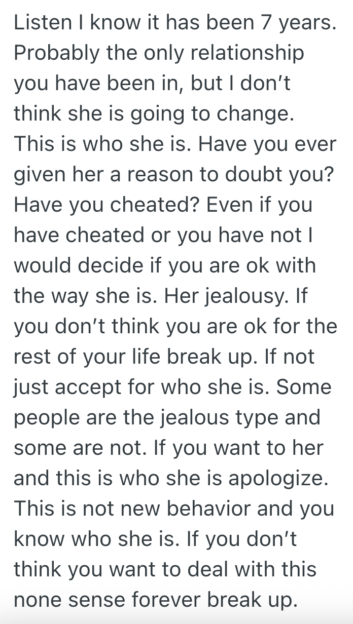 Screenshot 2025 10 11 at 3.57.12 PM Boyfriend Takes A Picture Of A Customer At His Familys Business Hugging His Dog, But His Girlfriend Is Furious When She Sees The Picture