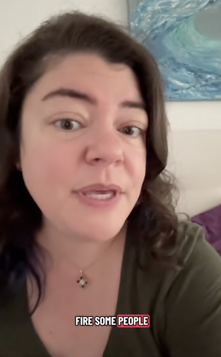 woman talking to tiktok viewers