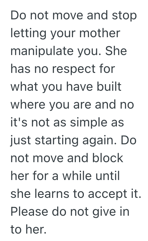Screenshot 2025 10 18 at 5.20.59 PM Woman Doesnt Want To Switch Colleges, But Her Mom Keeps Trying To Convince Her To Move With Her