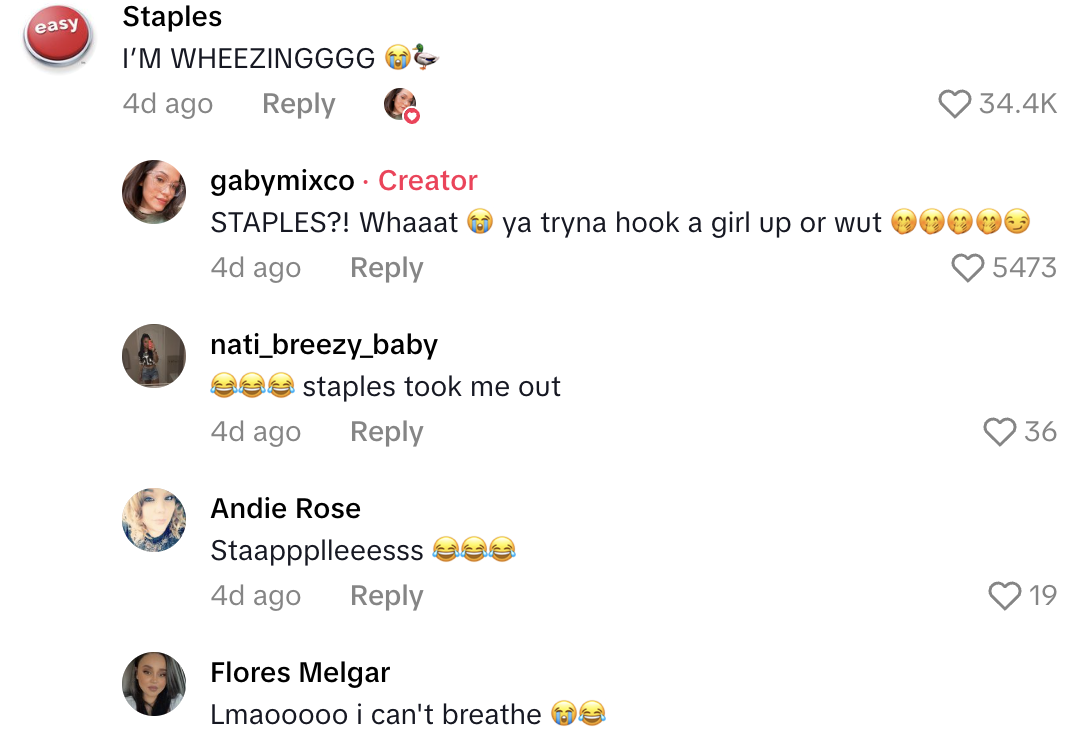 Screenshot 2025 10 18 at 9.46.55 AM A Shopper Called Out The Gap Because the Leather Pants She Bought There Make Noises When She Walks