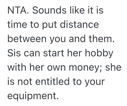 Woman Asks Her Brother If She Can Borrow His Expensive Camera Equipment, But He Says No Screenshot 2025 10 19 at 5.04.20 PM Woman Asks Her Brother If She Can Borrow His Expensive Camera Equipment, But He Says No