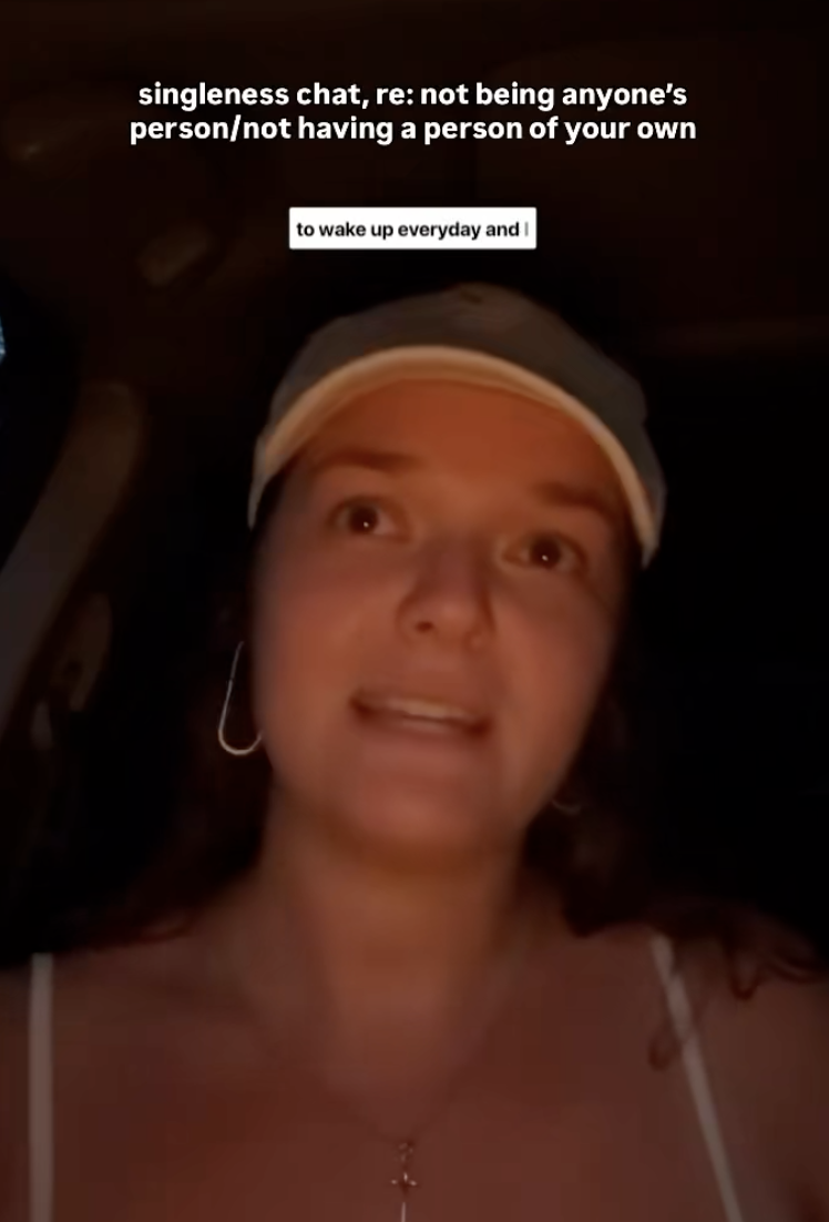 woman talking to tiktok viewers