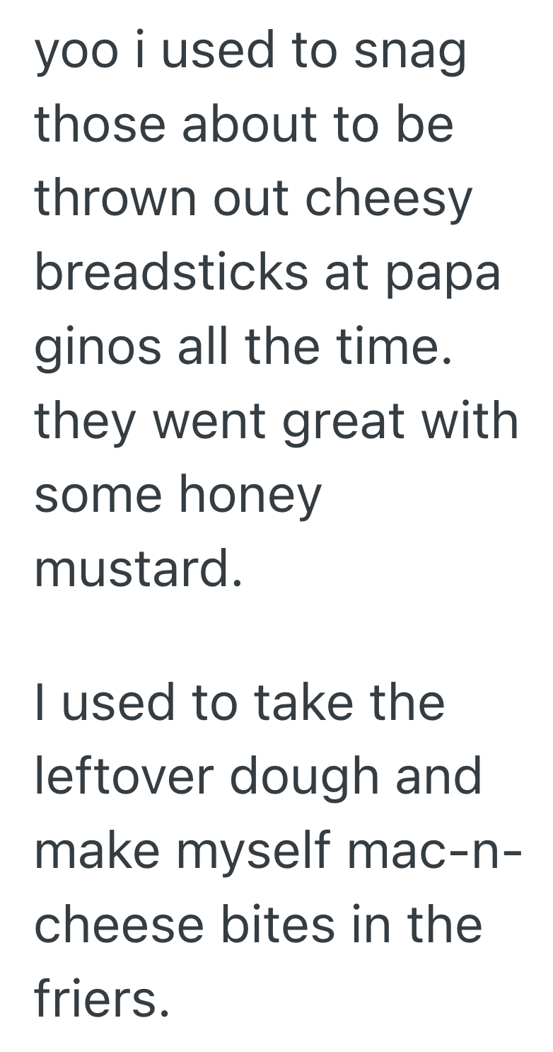 Screenshot 2025 10 23 at 2.47.51 PM Fast Food Worker Snuck A Chicken Nugget On The Job, So When His Manager Told Him To Spit It Out, He Complied In The Grossest Way Possible