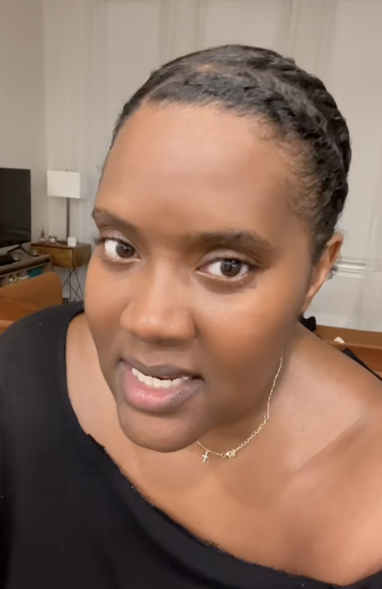 woman talking to tiktok viewers