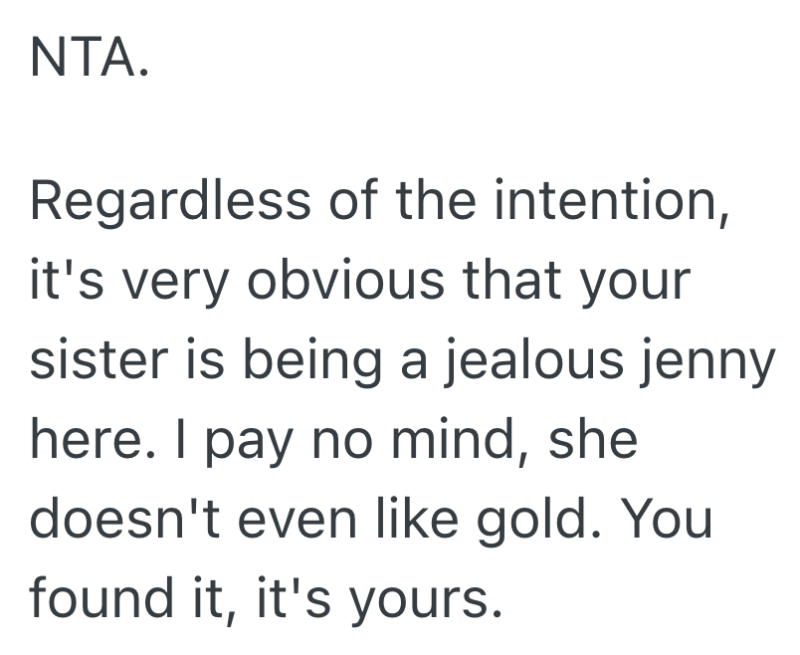 Screenshot 2025 10 29 at 10.22.00 AM e1761747920473 Granddaughter Finds A Gold Ring While Sorting Her Late Grandma’s Things, But Her Sister Accuses Her Of Stealing A Promised Heirloom
