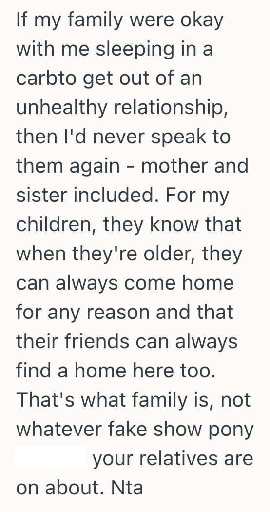 Screenshot 2025 10 30 at 3.35.34 PM Womans Family Refused To Help Her When She Was Left Homeless After Leaving Her Ex, So She Refuses To Go To The Family Reunion
