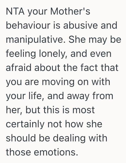 Screenshot 2025 10 30 at 7.42.56 PM Mom Reluctantly Attended Her College Graduation, But Shes Holding A Grudge Because They Didnt Spend Every Minute Together