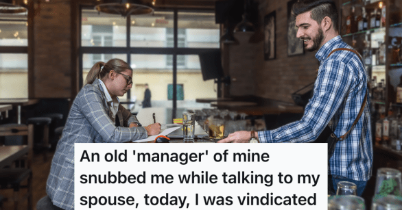 manager and bartender at work