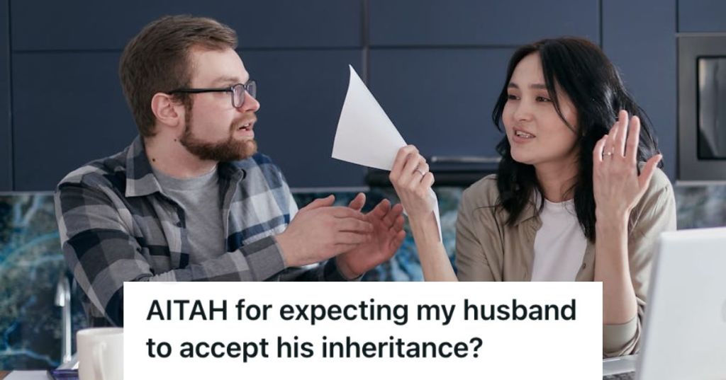 Man and woman arguing about finances