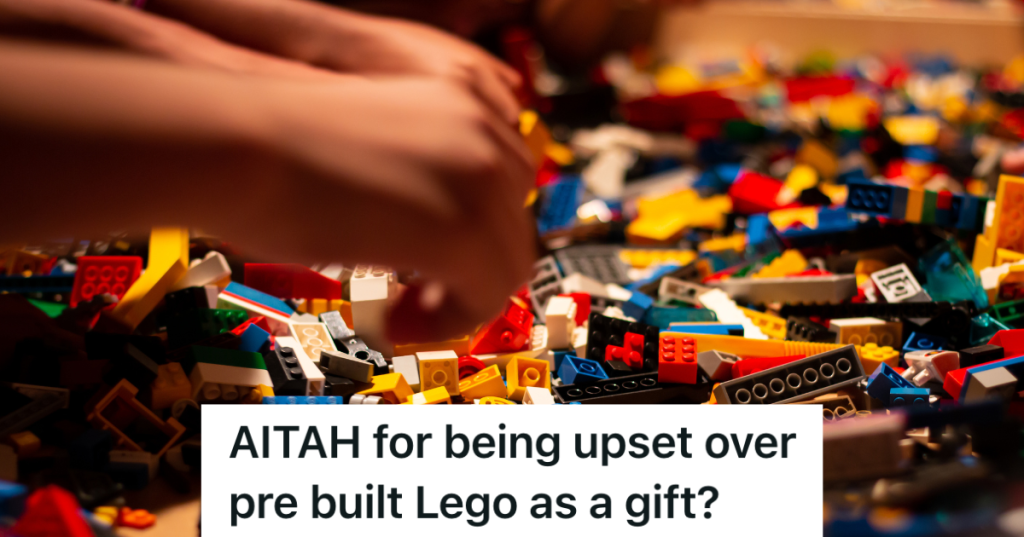huge pile of LEGOs