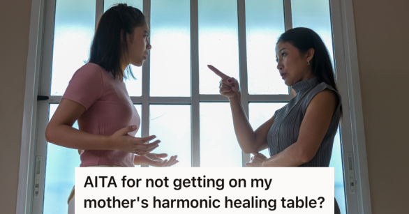 mother arguing with teenage daughter