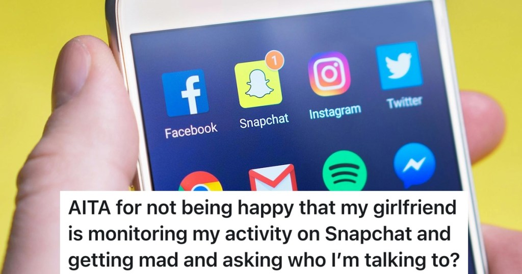 apps on a phone with snapchat having one notification