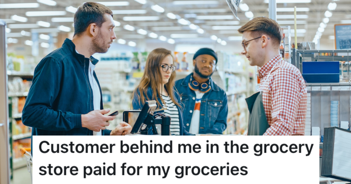 people in line at a grocery store