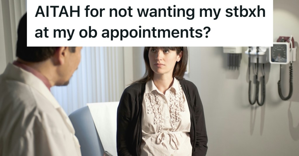Pregnant woman talking to a doctor