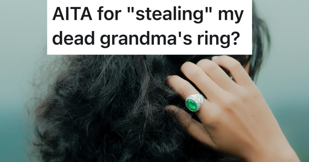 emerald ring on woman's hands