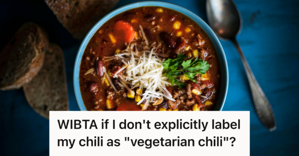 vegetarian chili in bowl