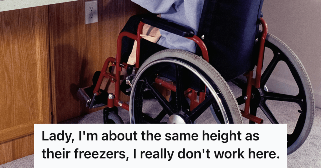 woman sitting in wheelchair